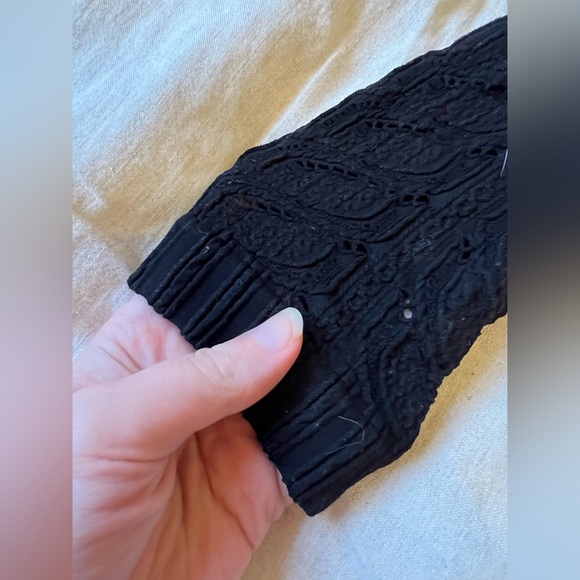 Arden B Lace Top - Picture 5 of 6